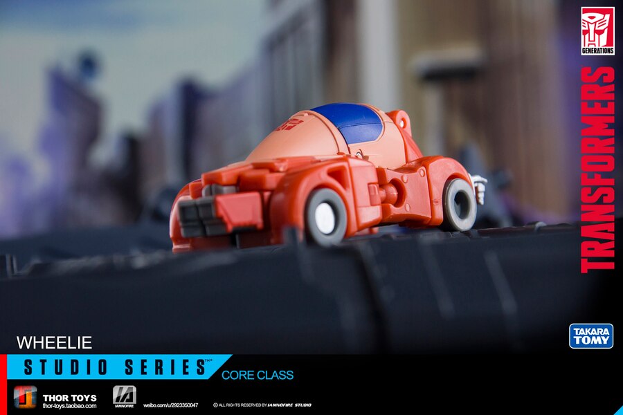 Transformers Studio Series Wheelie Toy Photography Image Gallery By IAMNOFIRE  (3 of 10)